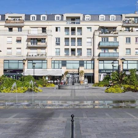 Studio A 2 Pas De La Gare サルトルーヴィル エクステリア 写真